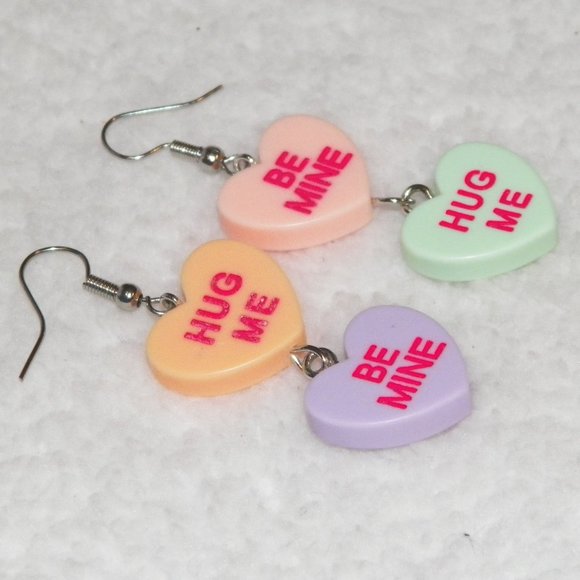 💘NEW💘Valentine Double Conversation Hearts Earrings Silver Dangle - Picture 5 of 6